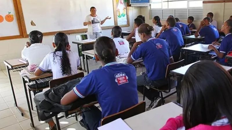 Escola estadual é alvo do MP-BA por falta de vagas para alunos; SEC se manifesta
