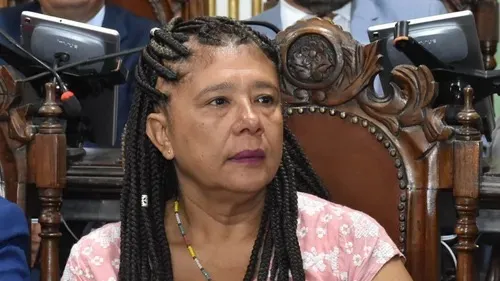 MM Limpeza Urbana, ligada ao “Rei do Lixo”, recebe R$ 47,8 milhões da Prefeitura de Salvador em 2026, diz vereadora
